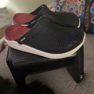 CROCS sz 10